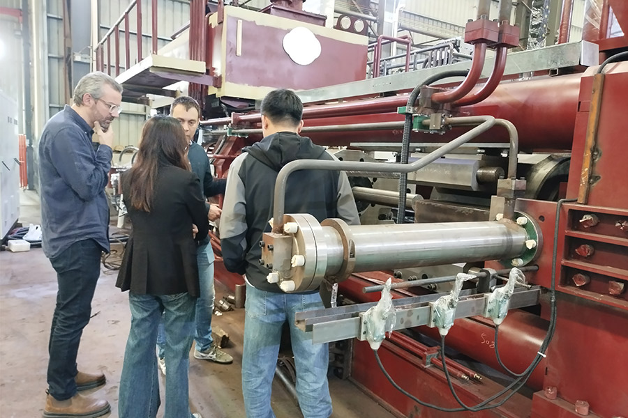 Spanish customers visited the copper extrusion machine